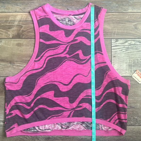 NWT FP Movement Printed Love Tank Waverunner Magenta Large - Picture 7 of 11